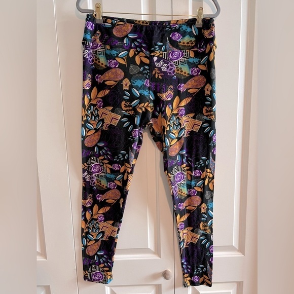 B2.13 LULAROE TC Leggings - Picture 2 of 4